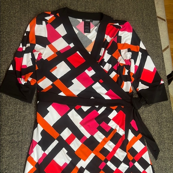 Alfani Wrap Print Stretch Dress Pink Orange Black sz L - Picture 3 of 8